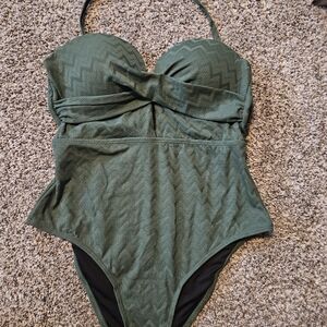 Textured Olive Green One‑Piece Swimsuit